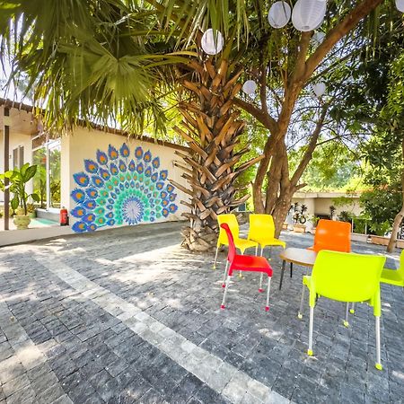 Riverview Tent Resort Kevadia Bagian luar foto