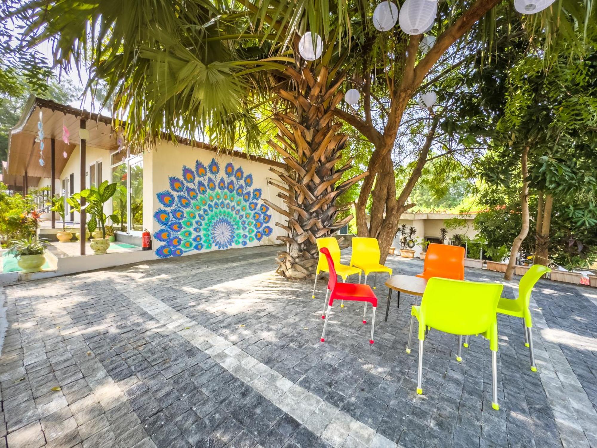 Riverview Tent Resort Kevadia Bagian luar foto