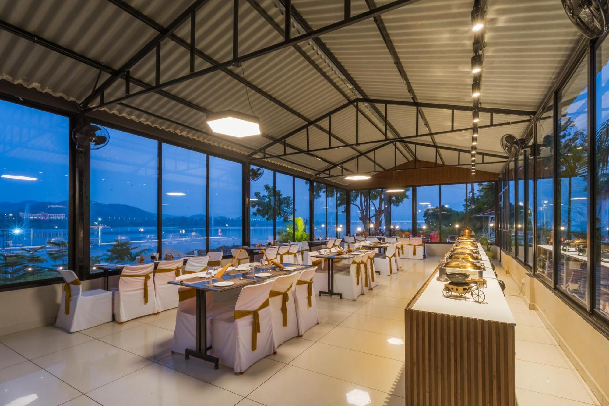Riverview Tent Resort Kevadia Bagian luar foto